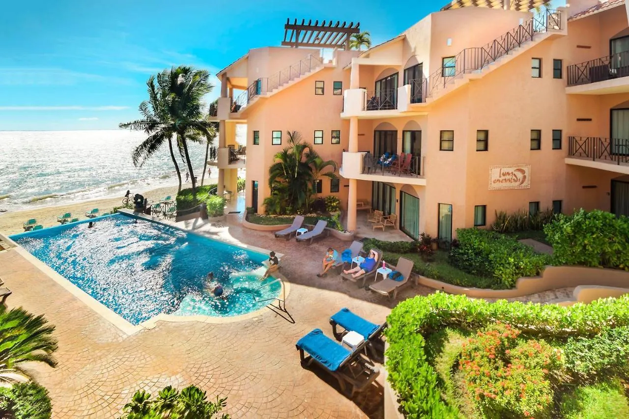 Oceanfront Condo Luna Encantada With Pool And Great Rates Luna A2 Playa del Carmen