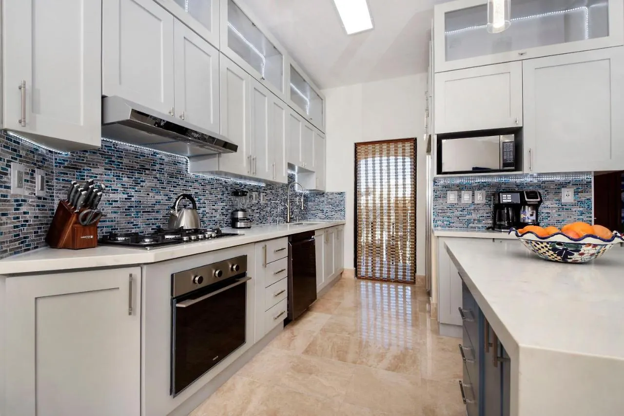 Oceanfront Condo Luna Encantada With Pool And Great Rates Luna A2 Playa del Carmen Apartment