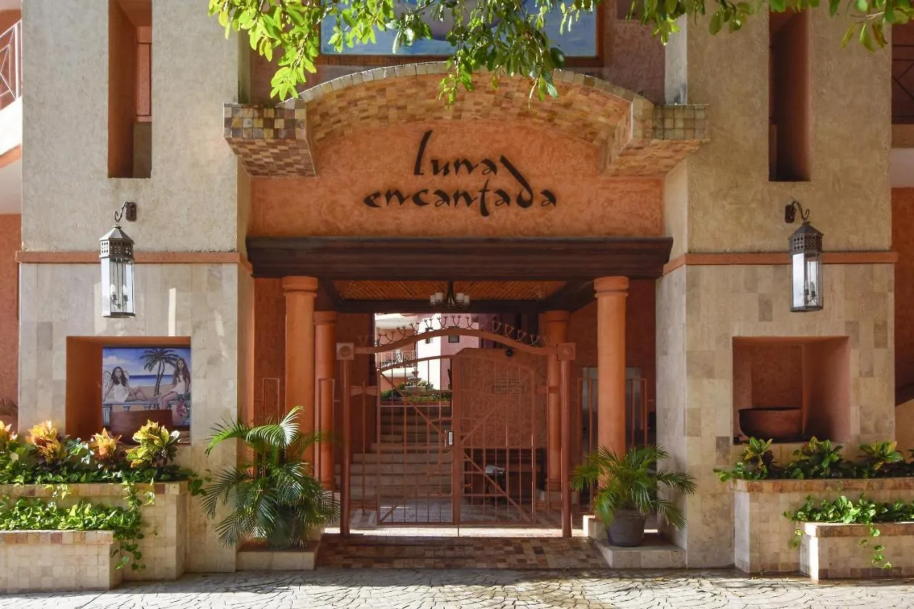 Apartment Oceanfront Condo Luna Encantada With Pool And Great Rates Luna A2 Playa del Carmen
