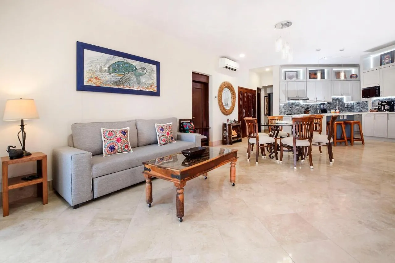 Oceanfront Condo Luna Encantada With Pool And Great Rates Luna A2 Playa del Carmen Apartment