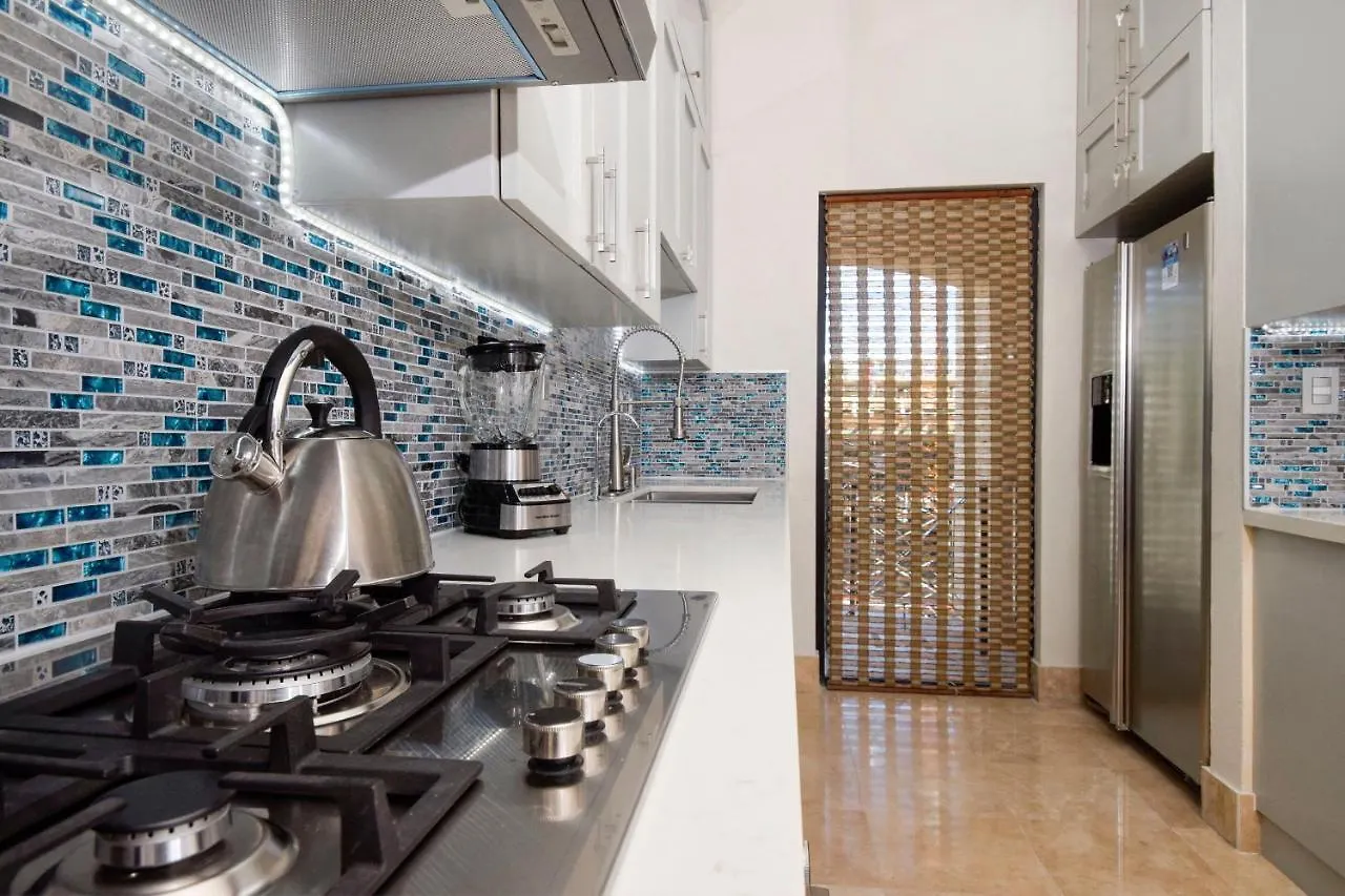 Oceanfront Condo Luna Encantada With Pool And Great Rates Luna A2 Playa del Carmen